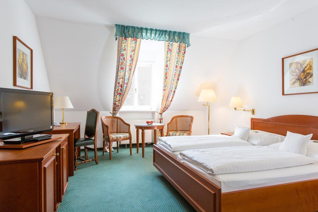 Churfuerstliche Waldschaenke Moritzburg Bagian luar foto