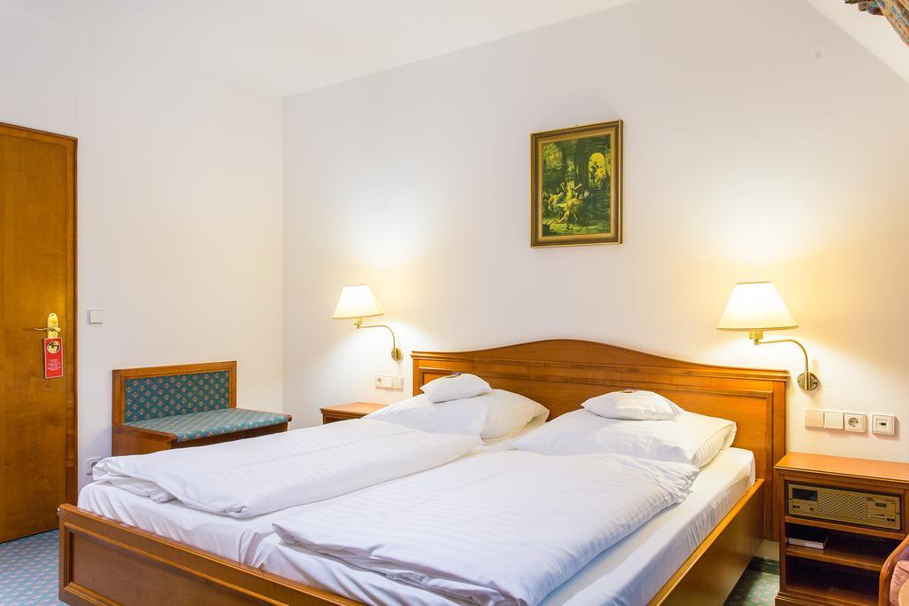 Churfuerstliche Waldschaenke Moritzburg Bagian luar foto